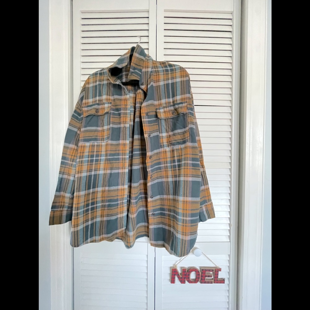 Womens flannel with pockets From Wild Fable.